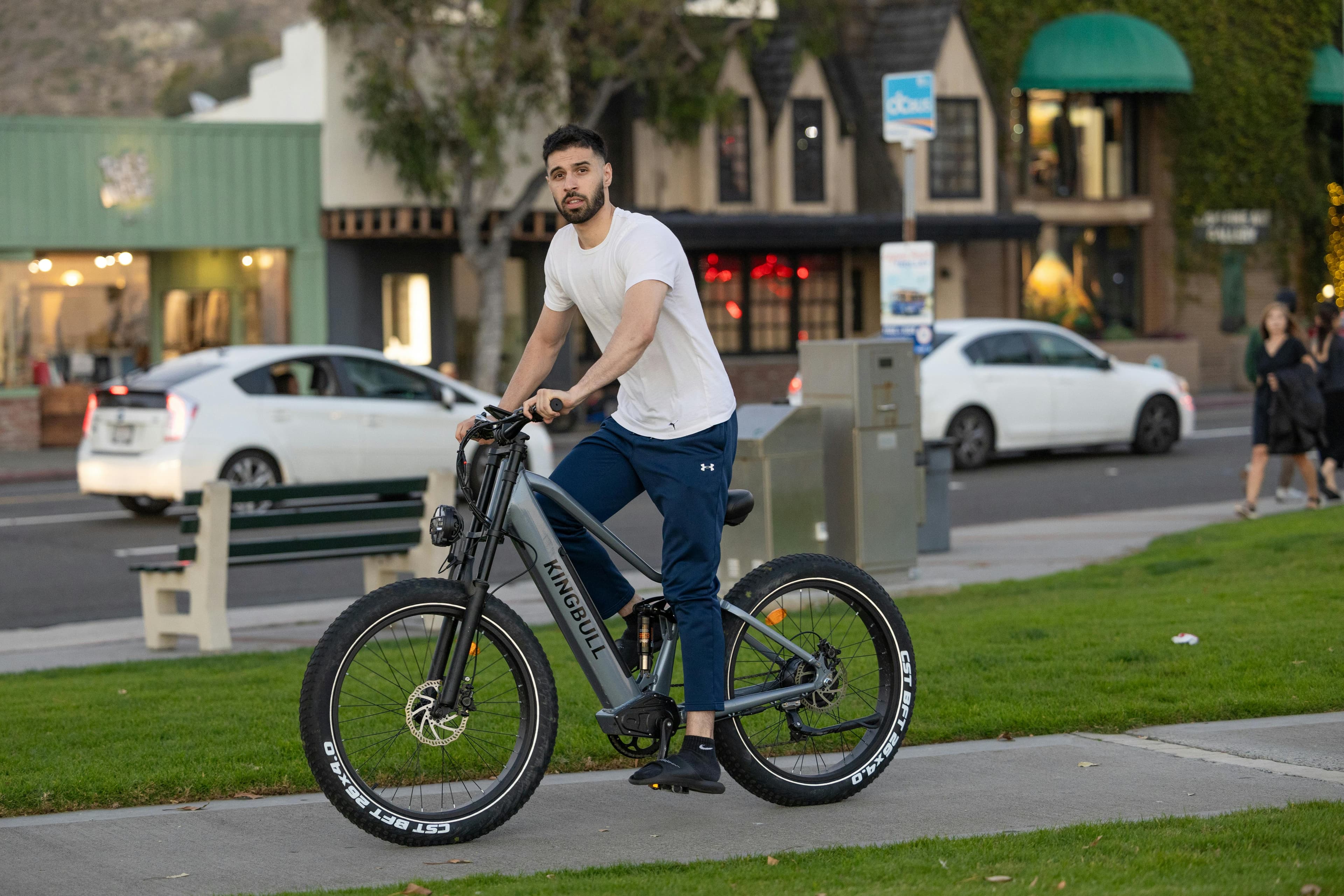 Luckeep M5 Max E-Bike: High-Power Moped-Style Option